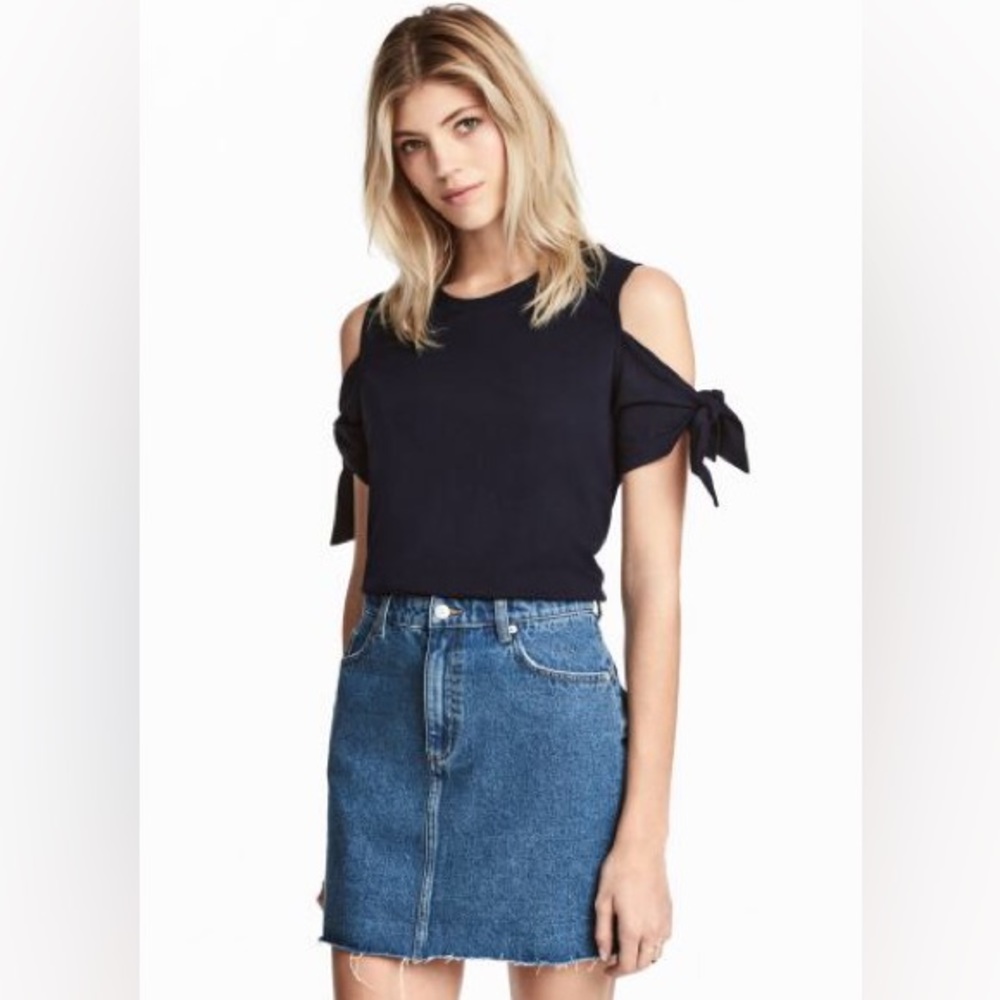 Women’s H&M Navy blue self tie sleeve jersey cotton top size S